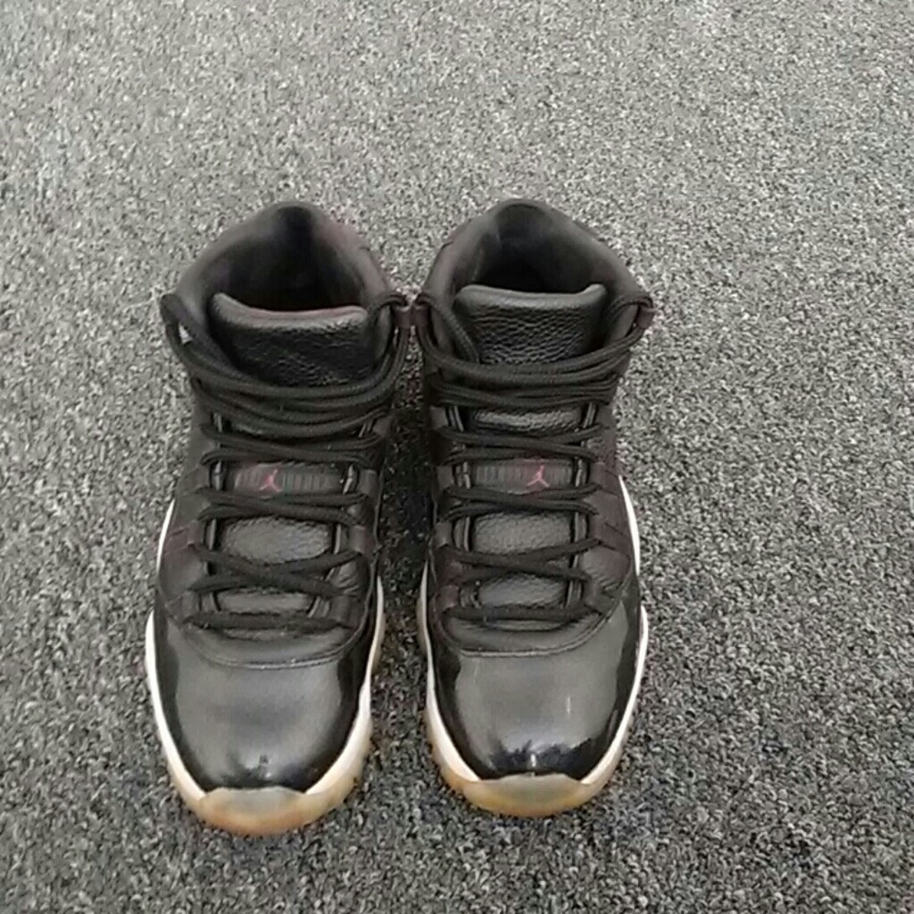 Jordan retro 11 midnight navy